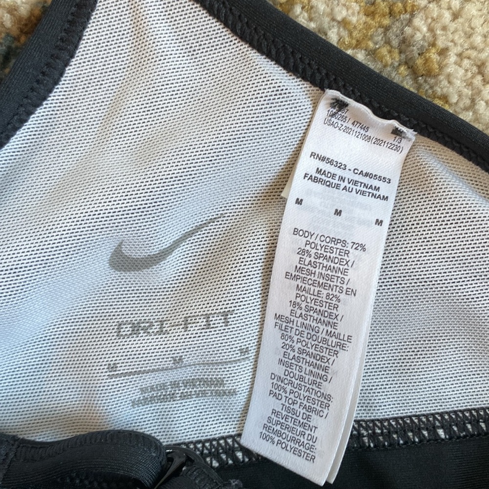 Nike Sports bra - Picture 3 of 3